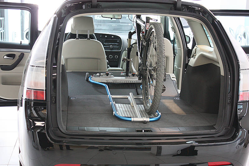 veloboy - Transportsystem und Einladehilfe für Fahrräder: Bilder